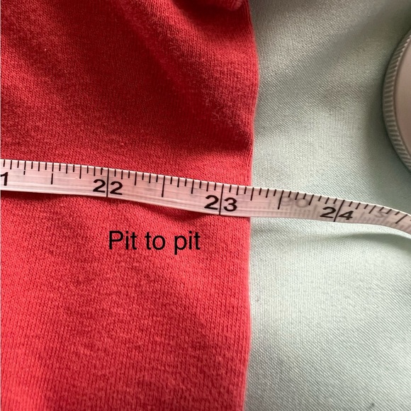 St. John’s Bay Women’s Pink 3/4 Sleeve T-Shirt - Picture 4 of 5